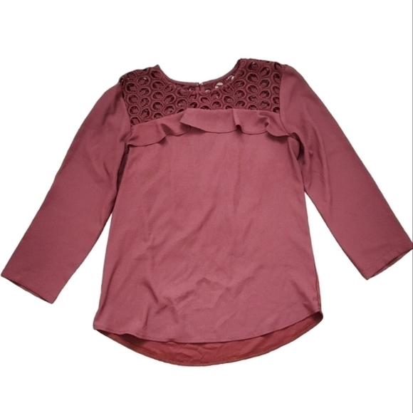 Ann Taylor Crochet Ruffle Contrast Blouse Petite - Picture 1 of 7